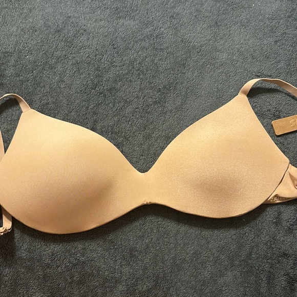 SKIMS WIRELESS FORM clay
PUSH-UP PLUNGE BRA NWT - Picture 6 of 6